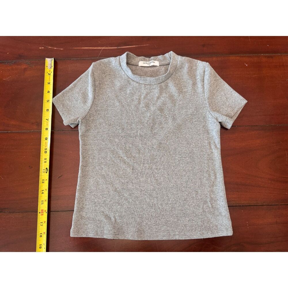 perfectwhitetee Katz Short Sleeve Ribbed Baby Tee T-Shirt Heather Grey Size S